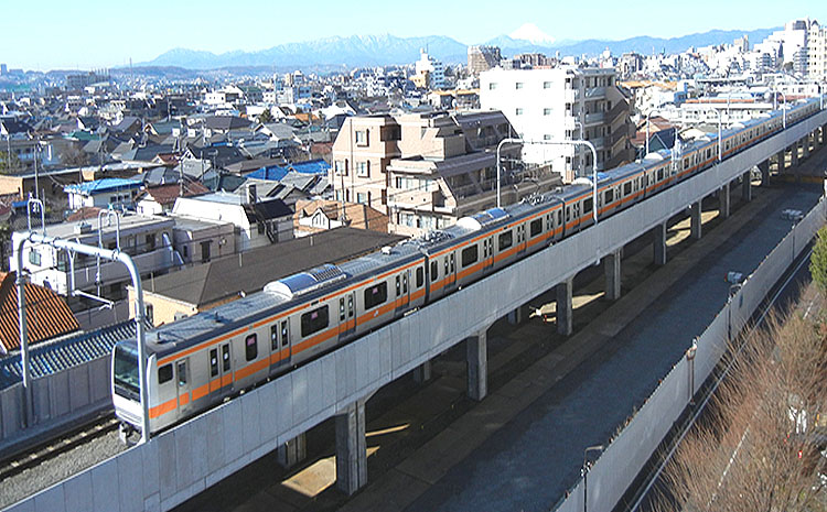城鐵輕軌火車(chē)道噪音防護墻